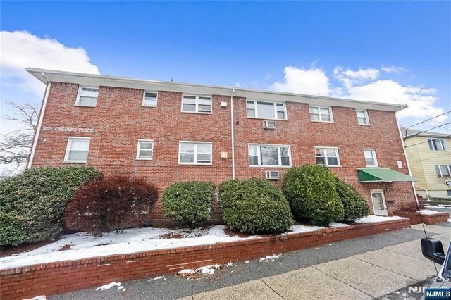 201 Oakdene Place C00E2, Cliffside Park, NJ 07010