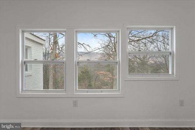 3221 LAUREL GROVE RD, Winchester, VA 22602