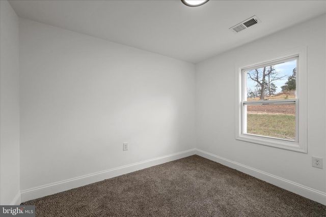 3221 LAUREL GROVE RD, Winchester, VA 22602