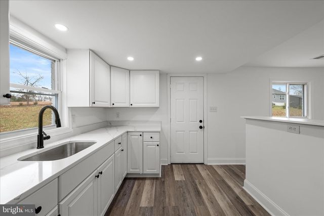 3221 LAUREL GROVE RD, Winchester, VA 22602