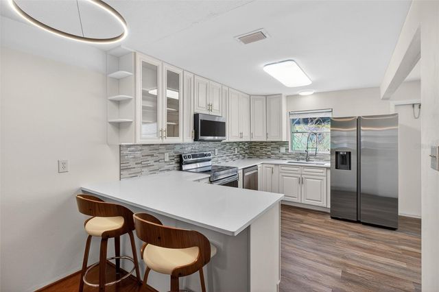 7060 LAFAYETTE N 7060, Pinellas Park, FL 33781