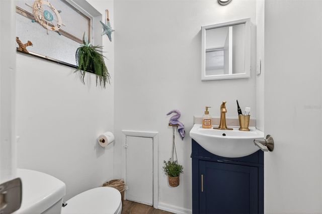 1760 75TH AVENUE N, St Petersburg, FL 33702