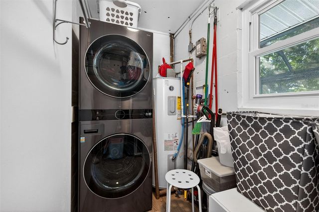 1760 75TH AVENUE N, St Petersburg, FL 33702