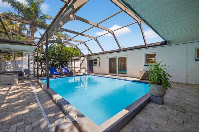 1760 75TH AVENUE N, St Petersburg, FL 33702