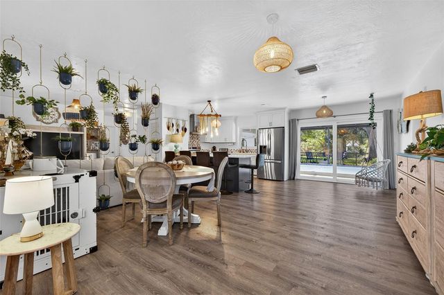 1760 75TH AVENUE N, St Petersburg, FL 33702