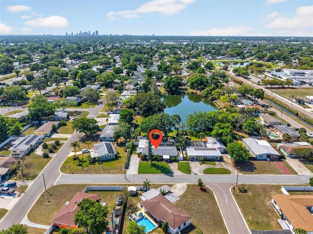 1760 75TH AVENUE N, St Petersburg, FL 33702