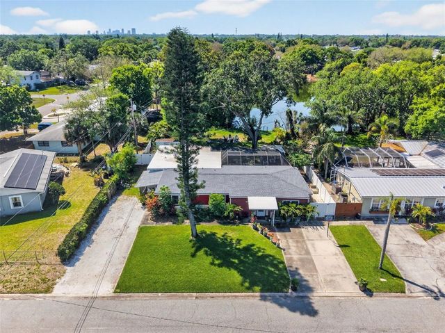 1760 75TH AVENUE N, St Petersburg, FL 33702