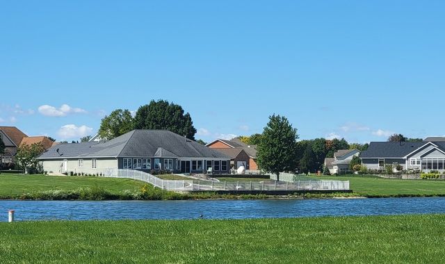 501 N Beacon Hill Circle, Urbana, IL 61802