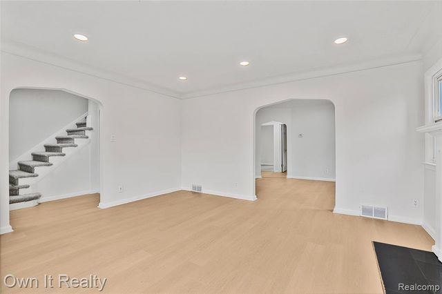 15721 Asbury Park, Detroit, MI 48227