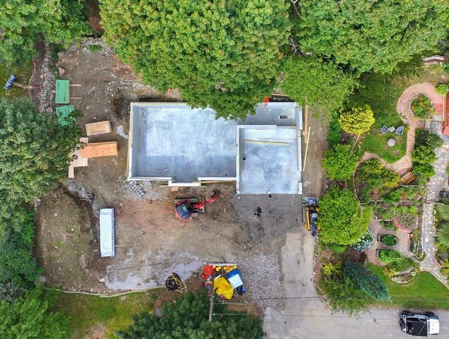 7 Broadview Ave, Bristol, RI 02809
