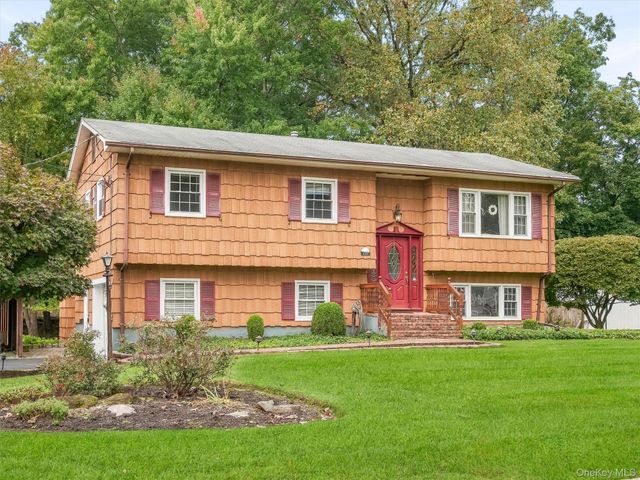 131 Sleepy Hollow Lane, Congers, NY 10920