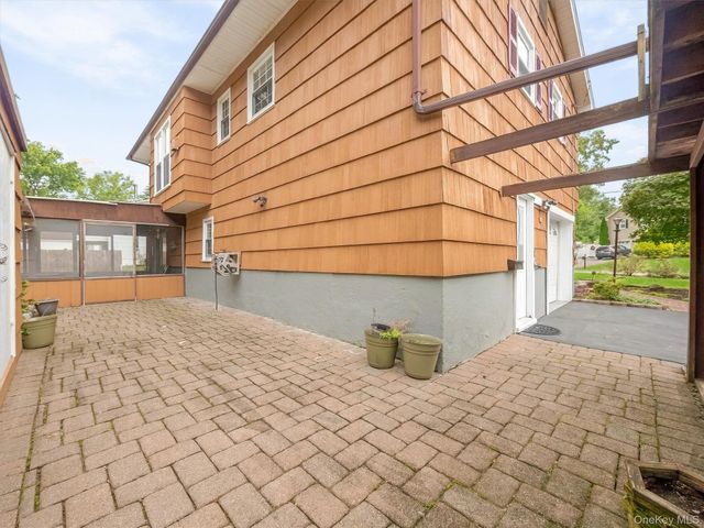 131 Sleepy Hollow Lane, Congers, NY 10920