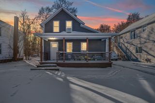 36 E South Street, Hillsdale City, MI 49242