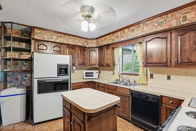 7860 Rynn Road, Kenockee Township, MI 48006