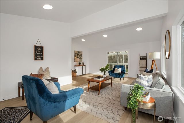 5912 Sunset Avenue NE, Bremerton, WA 98311