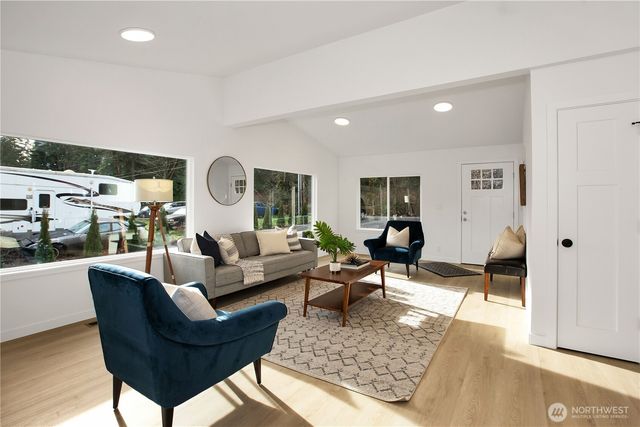 5912 Sunset Avenue NE, Bremerton, WA 98311