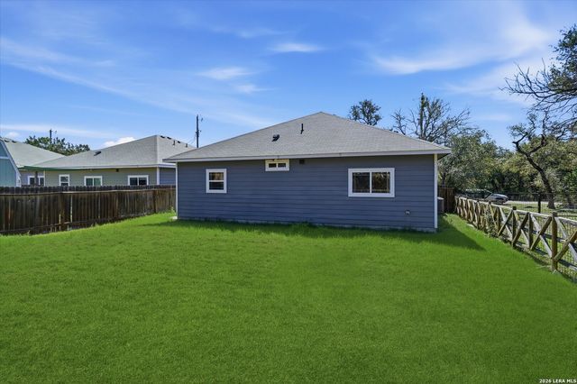 1035 Cedar Grove Trail, Spring Branch, TX 78070