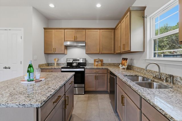 1035 Cedar Grove Trail, Spring Branch, TX 78070