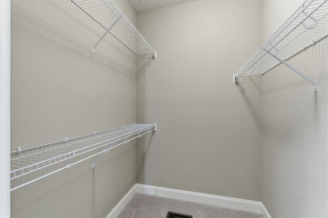 2146 Gorden Xing, Gallatin, TN 37066