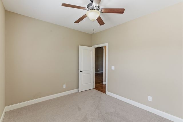 2146 Gorden Xing, Gallatin, TN 37066