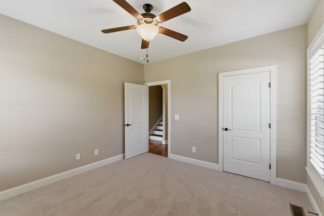 2146 Gorden Xing, Gallatin, TN 37066