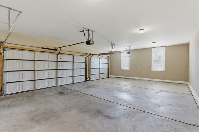 2146 Gorden Xing, Gallatin, TN 37066
