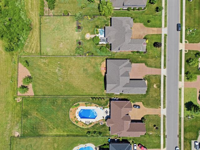 2146 Gorden Xing, Gallatin, TN 37066