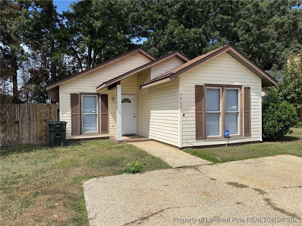 7069 Candlewood Drive, Fayetteville, NC 28314