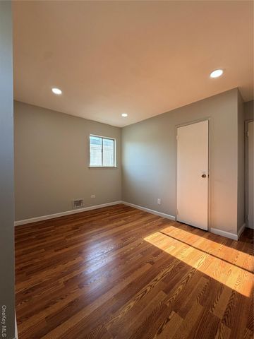 15316 110th Road 2, Jamaica, NY 11433