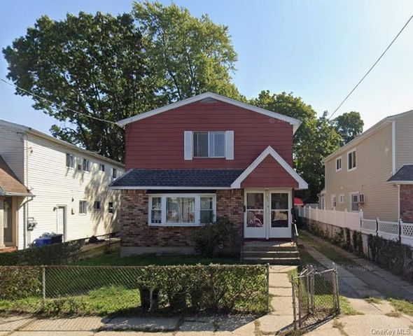 15316 110th Road 2, Jamaica, NY 11433