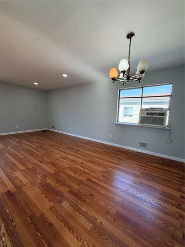 15316 110th Road 2, Jamaica, NY 11433