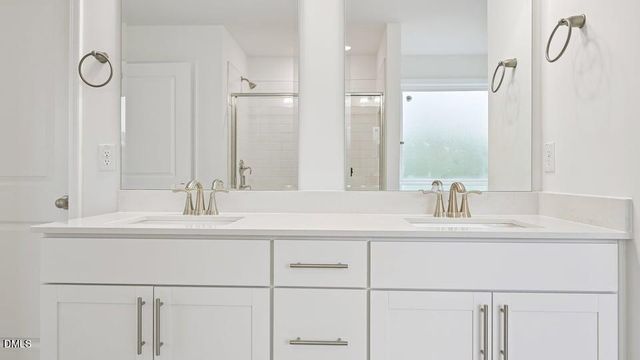 12 Greenwillow Drive, Fuquay Varina, NC 27526