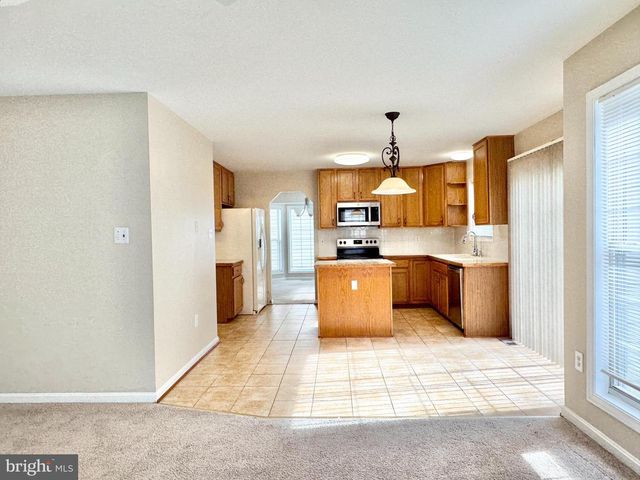 9 KIMBERLY DR, Stafford, VA 22554