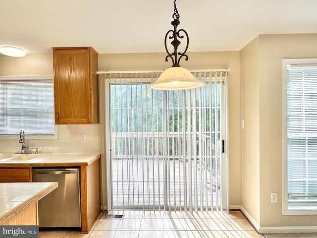 9 KIMBERLY DR, Stafford, VA 22554