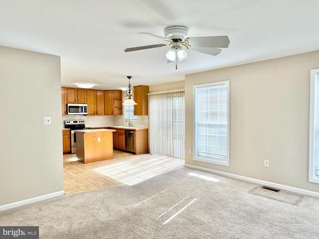 9 KIMBERLY DR, Stafford, VA 22554