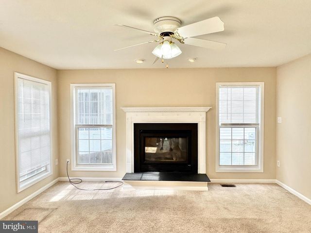 9 KIMBERLY DR, Stafford, VA 22554