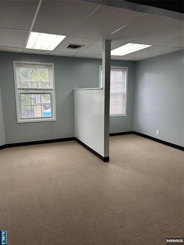 194 Rock, Glen Rock, NJ 07452