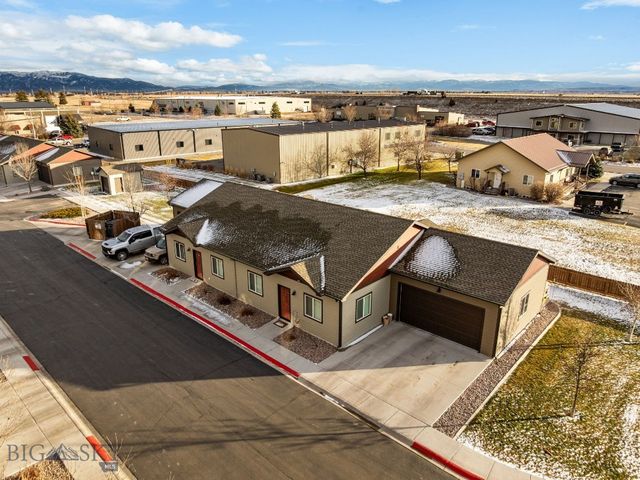 13 & 14 Moreland Court 101-102,301-305,701-904, Manhattan, MT 59741