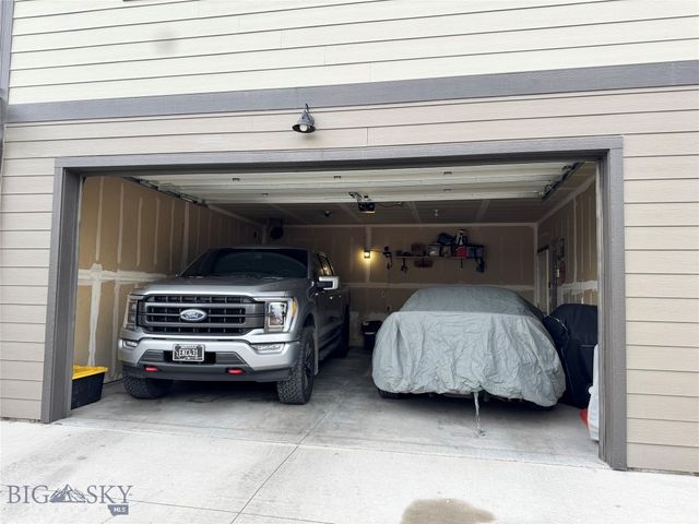 13 & 14 Moreland Court 101-102,301-305,701-904, Manhattan, MT 59741