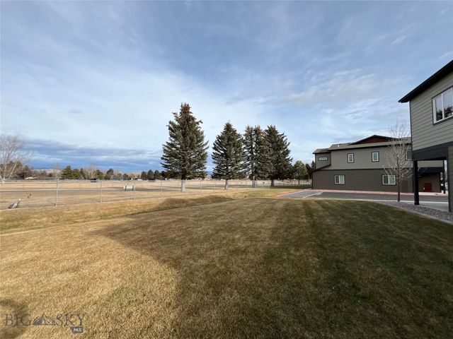 13 & 14 Moreland Court 101-102,301-305,701-904, Manhattan, MT 59741