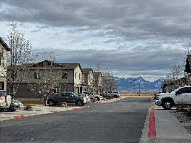 13 & 14 Moreland Court 101-102,301-305,701-904, Manhattan, MT 59741