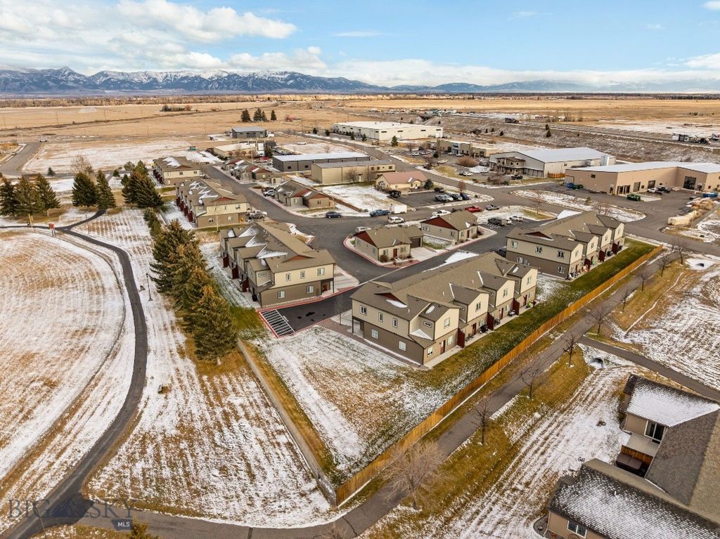 13 & 14 Moreland Court 101-102,301-305,701-904, Manhattan, MT 59741