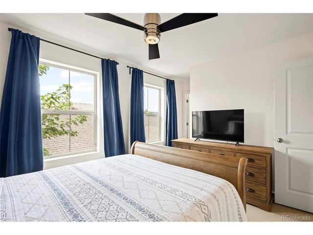 10281 Bellwether Ln, Lone Tree, CO 80124