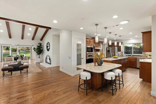 1157 San Pablo Dr, San Marcos, CA 92078
