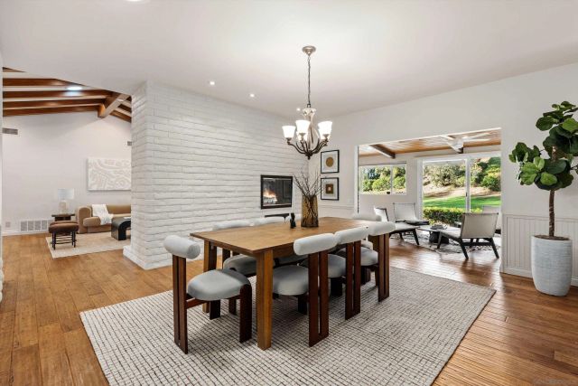 1157 San Pablo Dr, San Marcos, CA 92078