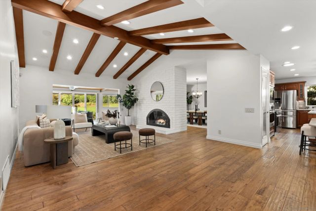 1157 San Pablo Dr, San Marcos, CA 92078