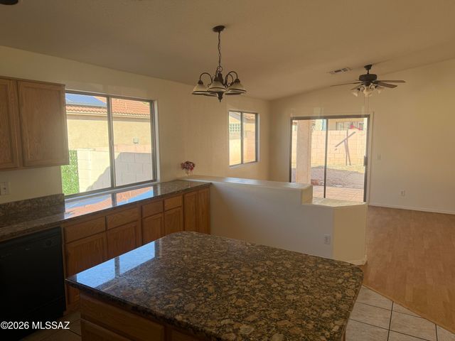 6927 W Red Rock Drive, Tucson, AZ 85743