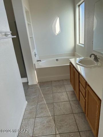 6927 W Red Rock Drive, Tucson, AZ 85743