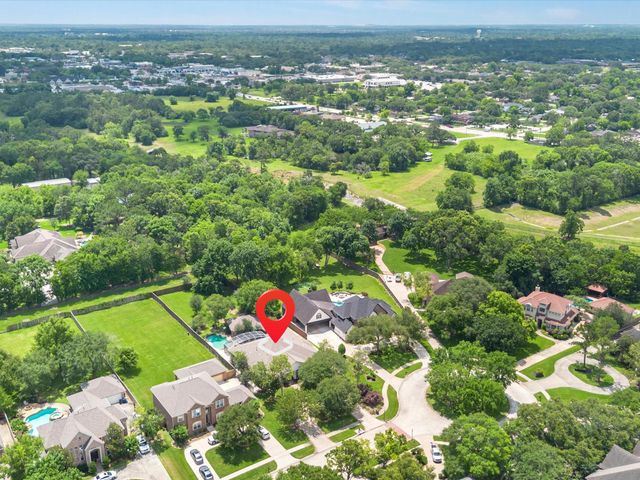 11 Marys Creek Lane, Friendswood, TX 77546