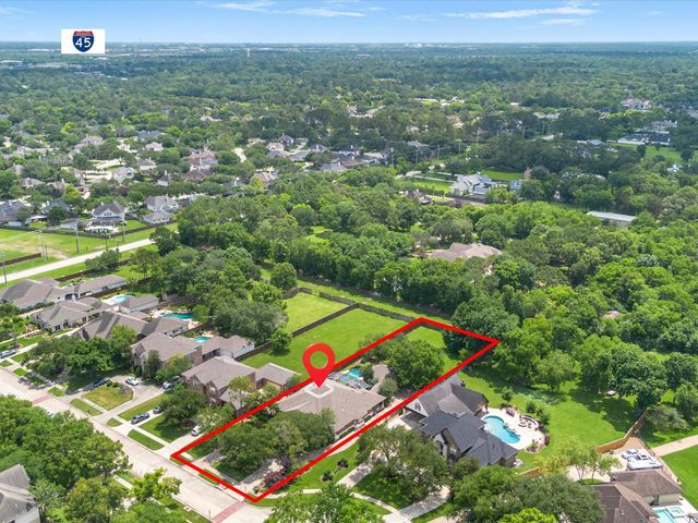 11 Marys Creek Lane, Friendswood, TX 77546